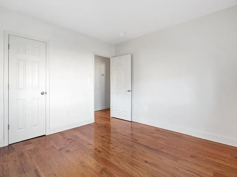 212 Orange St SE #4 — Photo 7