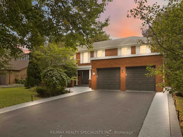 2255 Prince John Blvd, Mississauga, ON L5K 2J3