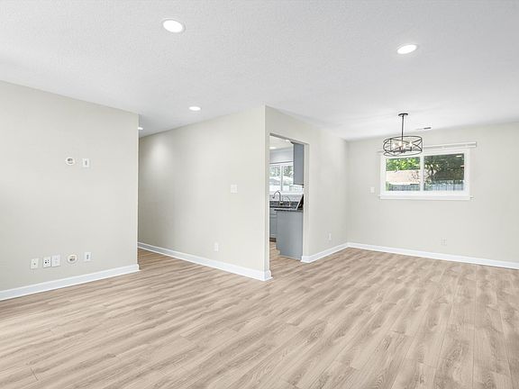 5th image of 408 Lineberry Rd