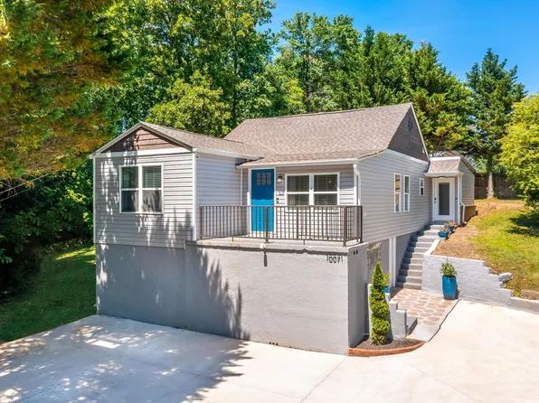 10071 Central Dr, Ooltewah, TN 37363