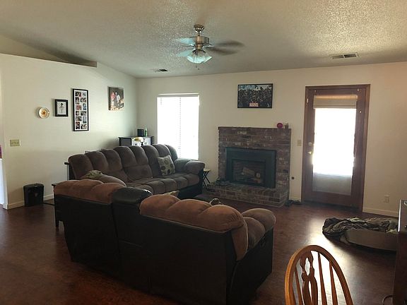 2nd image of 1805 E Westcott Ct