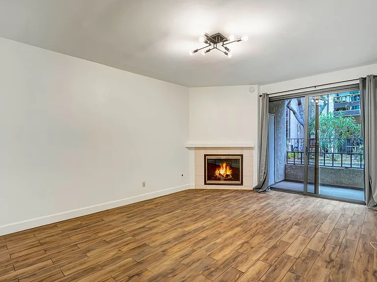 8707 Falmouth Ave #109 — Photo 6