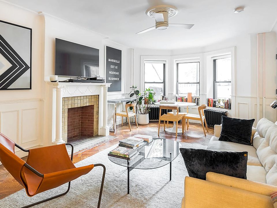 1st image of 683 Park Pl #1