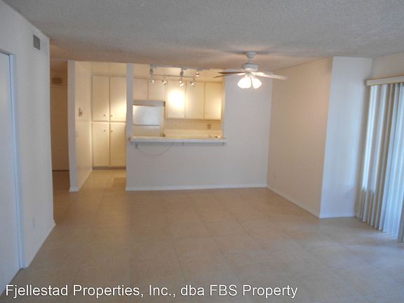 2nd image of 10300 Caminito Cuervo Unit 56