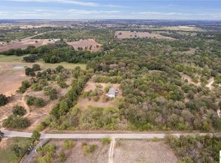 1144 Chamberlin Rd, Dale, TX 78616