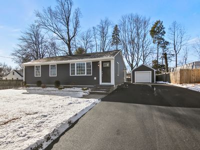 22 Shelley St, Cromwell, CT, 06416
