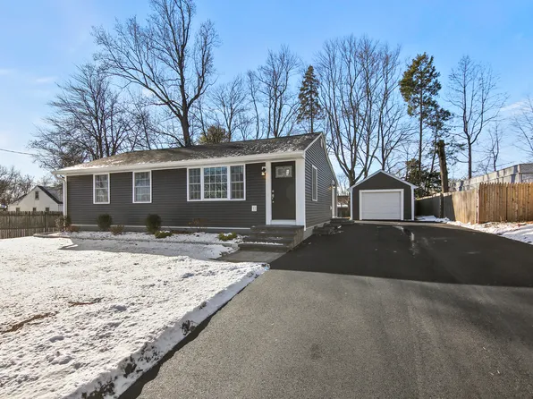 22 Shelley Street, Cromwell, CT 06416