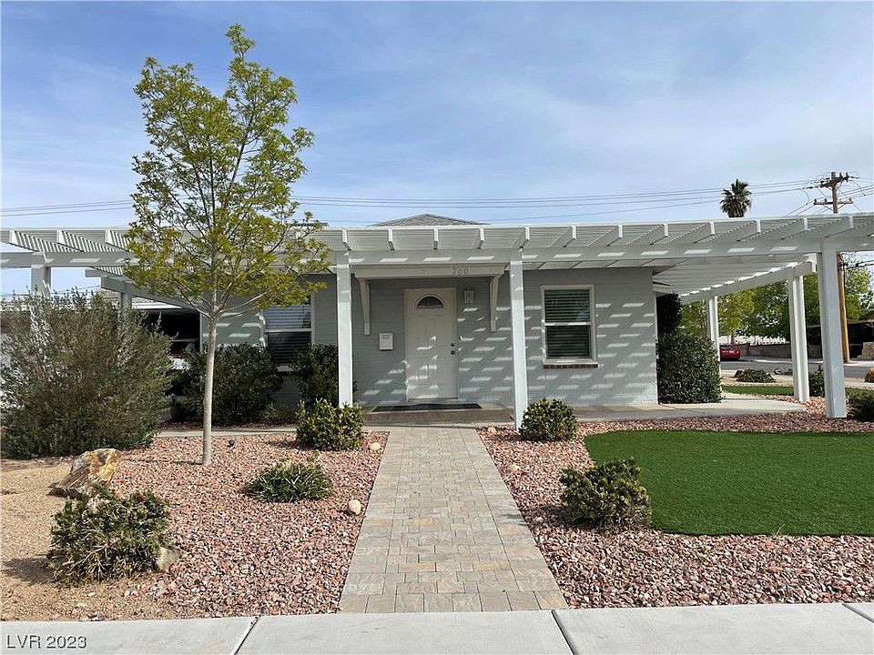 1st image of 700 5th St Unit 700