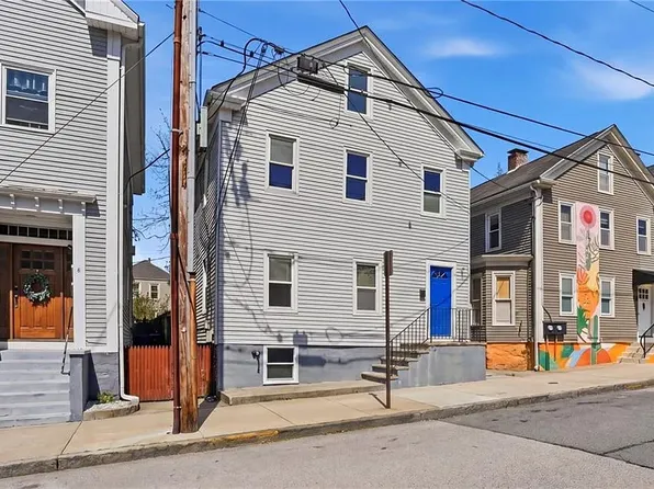 8 Mann Ave Unit 2, Newport, RI 02840