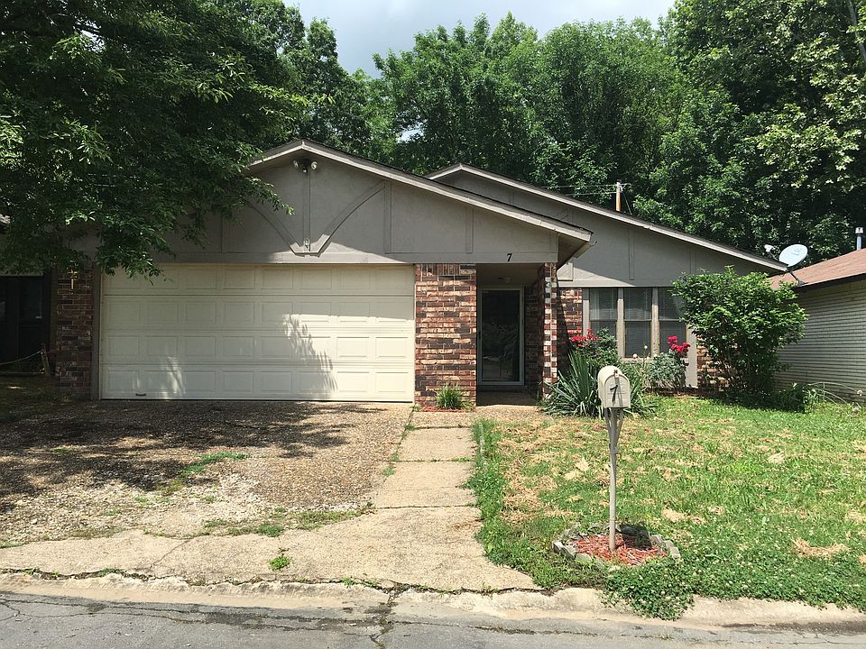 1st image of 7 Santiago Dr