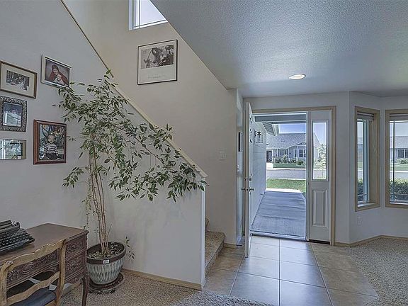 2nd image of 4605 Campolina Ln