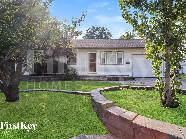 5126 S Delaware Ave — Photo 3
