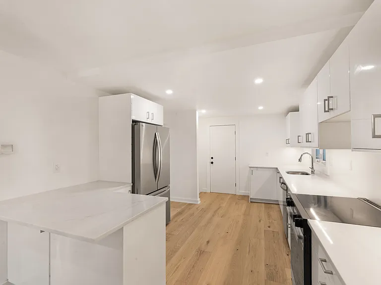 5 Somerset Hills Ct #B — Photo 14