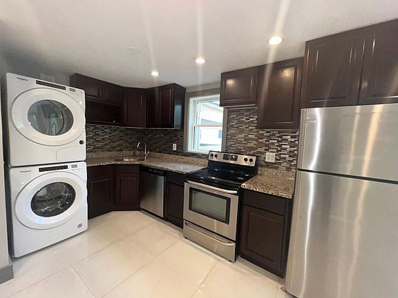 3rd image of 1380-1390 East St #1380-208