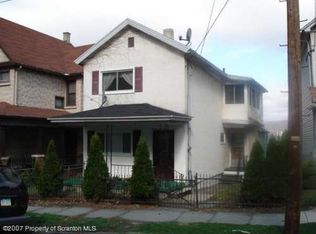 1331 Adams Ave, Dunmore, PA 18509