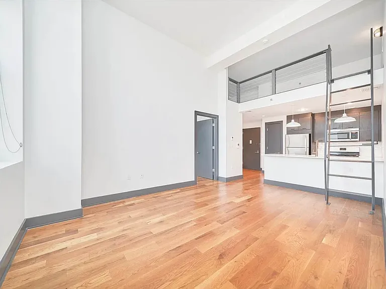 340 E 117th St #2F — Photo 1