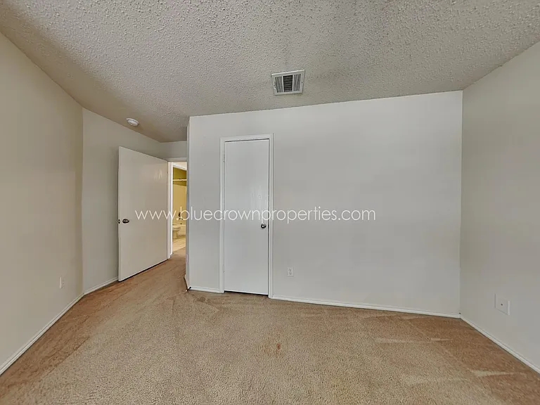 9612 George Washington Dr — Photo 10
