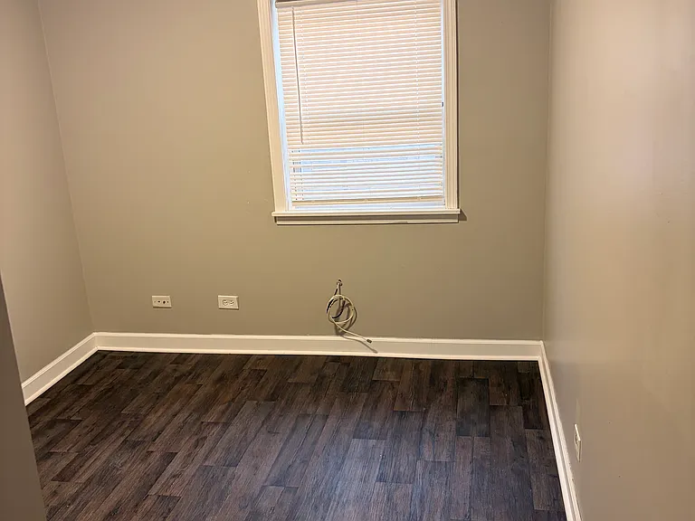 5905 S Indiana Ave #1 — Photo 11