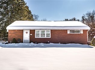 157 Seneca Dr, Butler, PA 16001