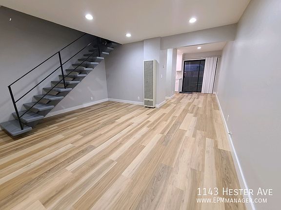 3rd image of 1143 Hester Ave