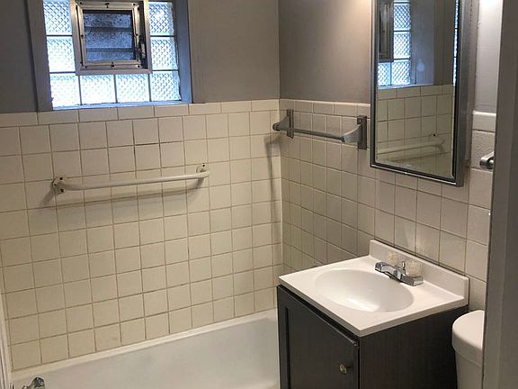 5th image of 1406 S 9th Ave
