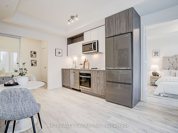 2nd image of 135 Lower Sherbourne St W #2830