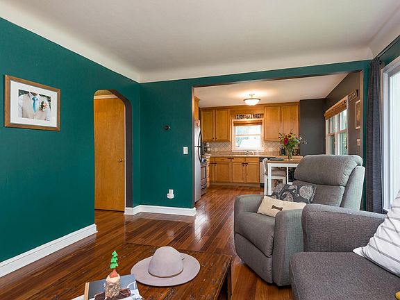 5th image of 1174 Minnehaha Ave W