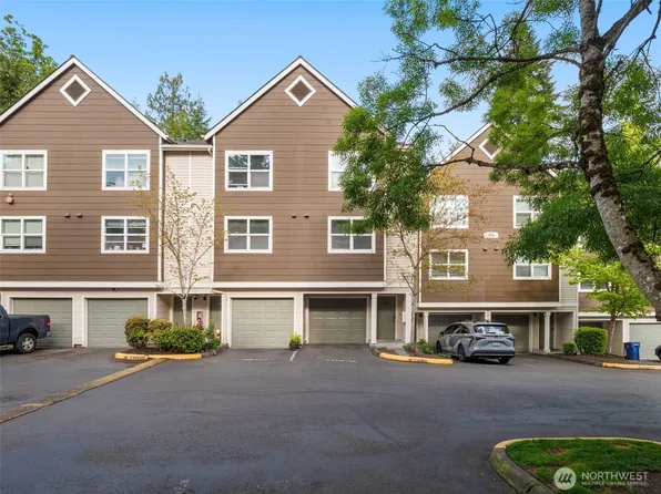 3116 164th Street SW #1804, Lynnwood, WA 98087