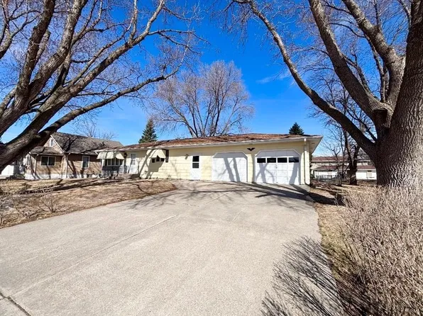 612 Verges Ave, Norfolk, NE 68701