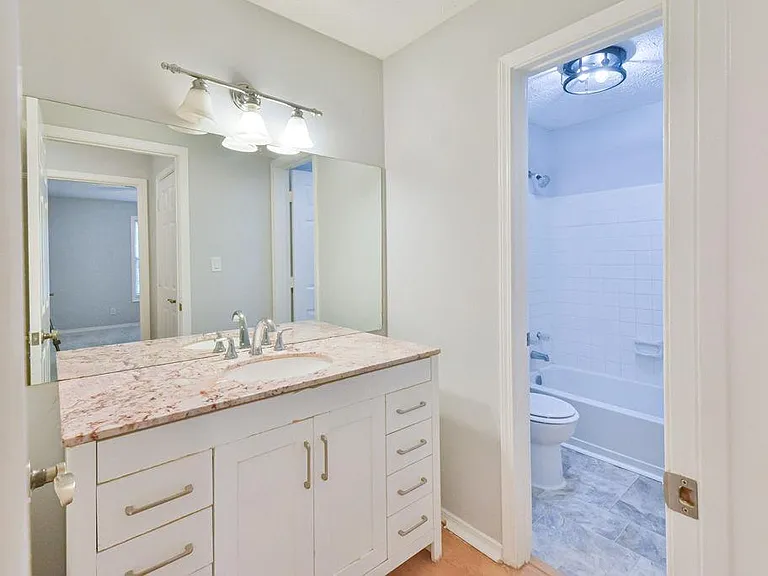 1904 Country Park Dr SE — Photo 17