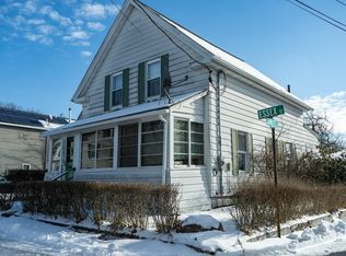 11 Essex St, Athol, MA 01331