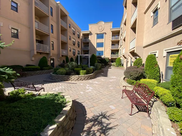 8915 Bergenwood Ave APT 17, North Bergen, NJ 07047