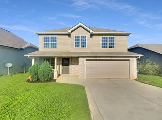450 Golf Club Ln, Springfield, TN 37172
