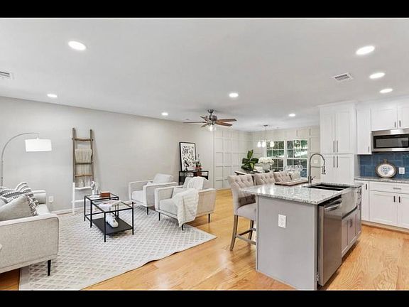 Open concept Living/ Dining Room