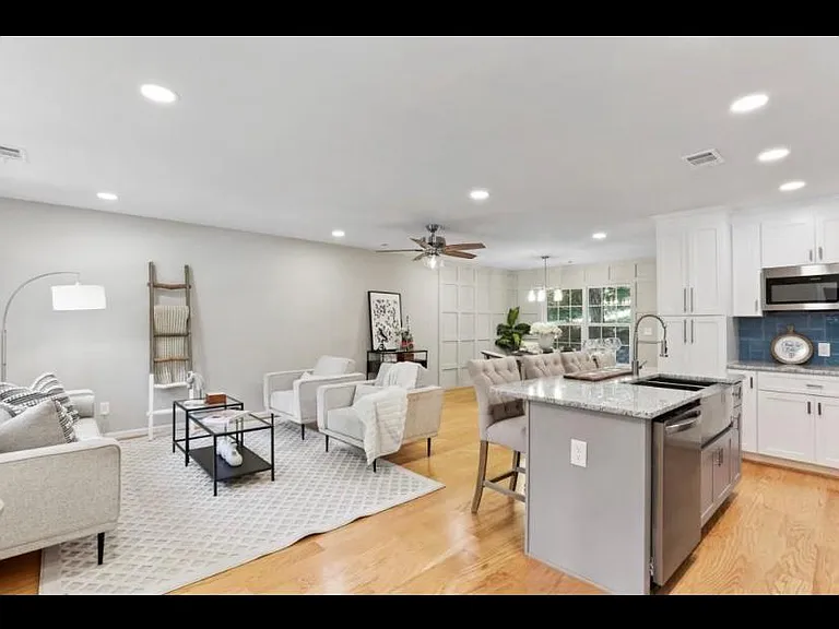 Open concept Living/ Dining Room