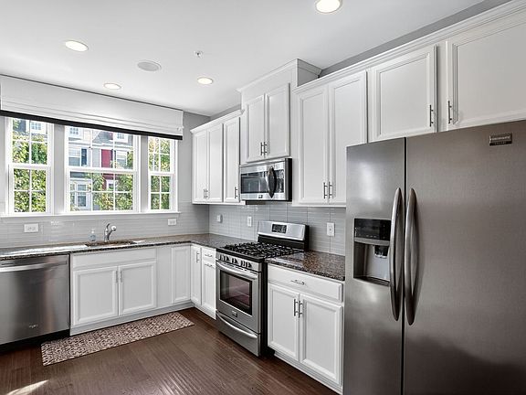 3rd image of 23213 Ambrosia Ln