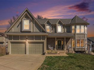 1320 Hillary Dr, Liberty, MO 64068