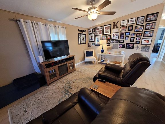 5th image of 344 Belle Tower Ave #344