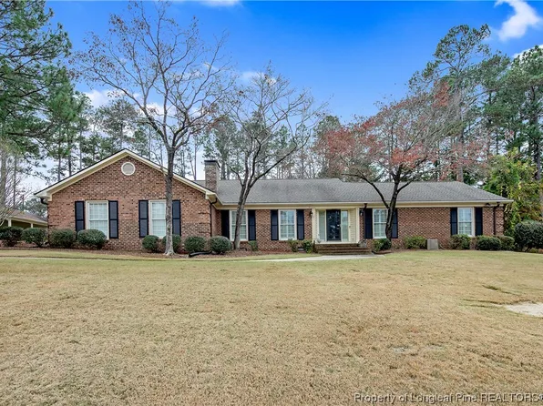 1654 Banbury Dr, Fayetteville, NC 28304