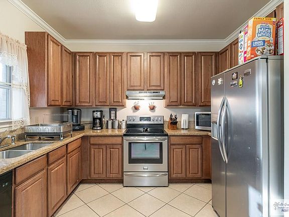 4th image of 2640 Windsor Pl