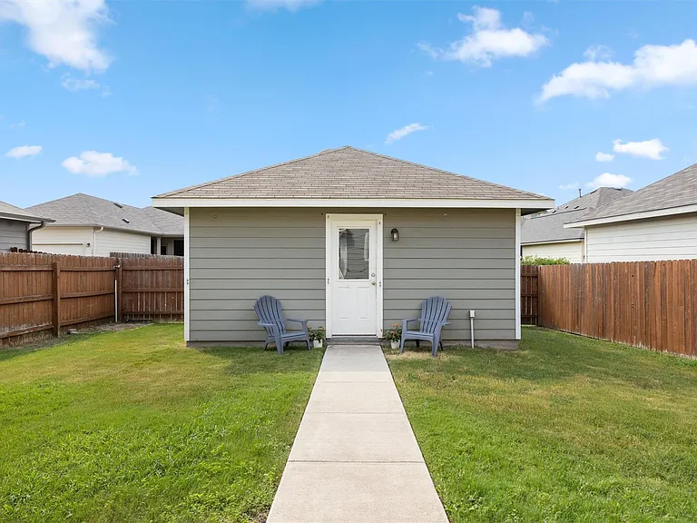 369 S Brook Dr — Photo 30
