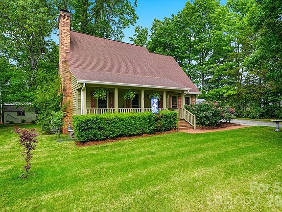 2nd image of 1224 Candlewood Dr
