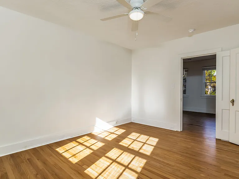 1515 E Lakeview Ave #D — Photo 8