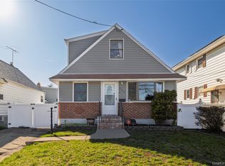 258 Benson Ave, Elmont, NY 11003