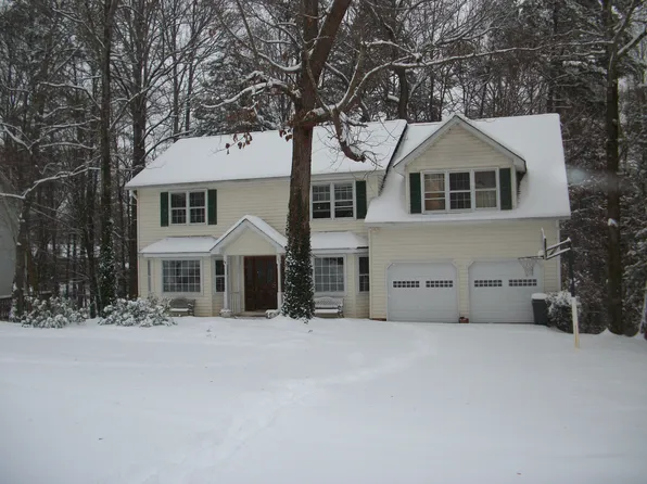 107 Bent Tree St, Easley, SC 29642