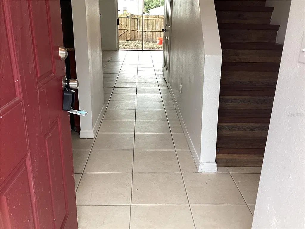 2 bed, 2.5 bath, 1166 sqft, $1,500 — Photo 3