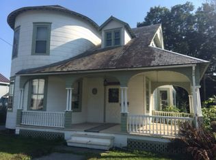 72 E Main St, Cambridge, NY 12816