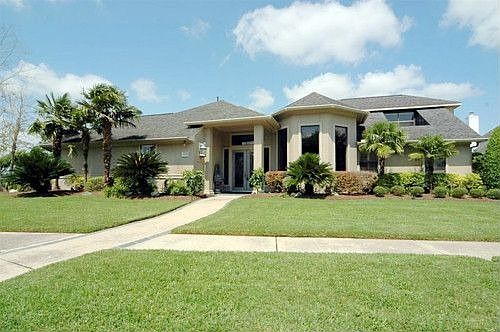 4th image of 2739 Masters Dr