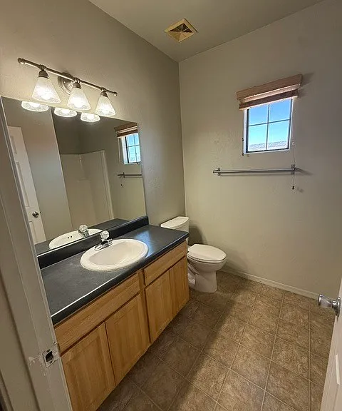 710 N Dodge Blvd — Photo 14