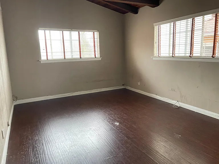 9128 Huntington Dr #12 — Photo 2